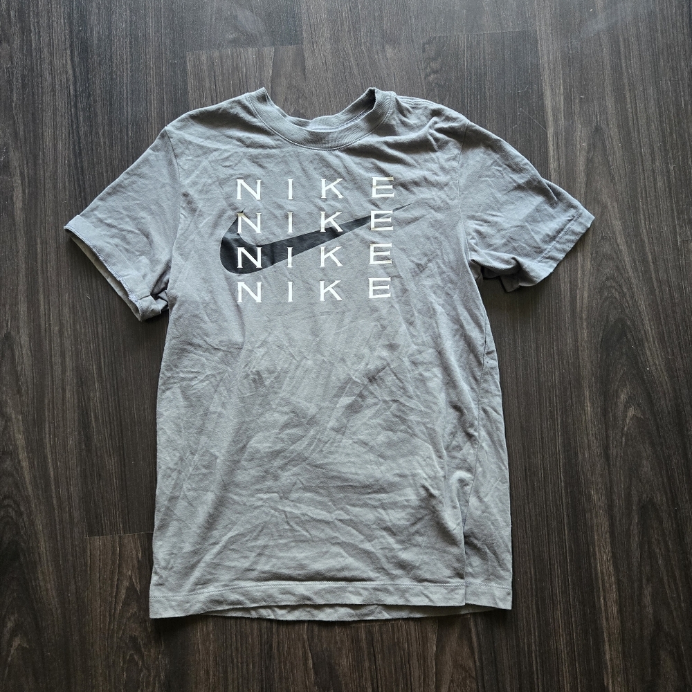 New Nike tee